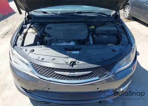 2016 Chrysler 200 Limited z USA, uszkodzony, nr VIN 1C3CCCAB1GN131526